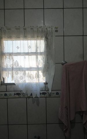 Casa à venda com 370m², 3 quartos e 8 vagasBanheiro 2
