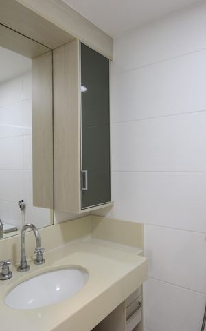 Apartamento para alugar com 90m², 3 quartos e 1 vagaBanheiro da suíte