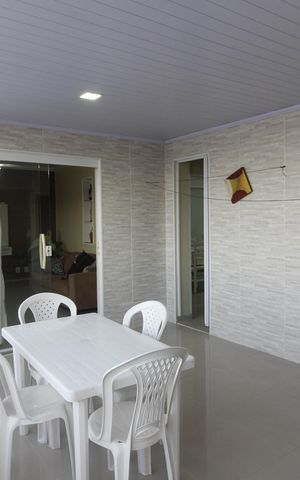 Casa de condomínio para alugar com 104m², 4 quartos e sem vagaVaranda