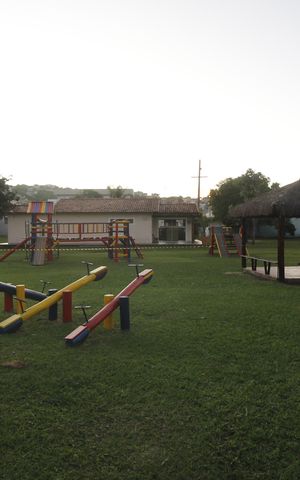 Casa de condomínio para alugar com 104m², 4 quartos e sem vagaÁrea comum - Playground