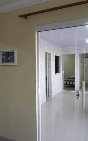 Casa de condomínio para alugar com 104m², 4 quartos e sem vagaSala