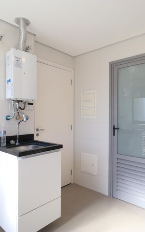 Apartamento para alugar com 184m², 4 quartos e 3 vagasÁrea de Serviço