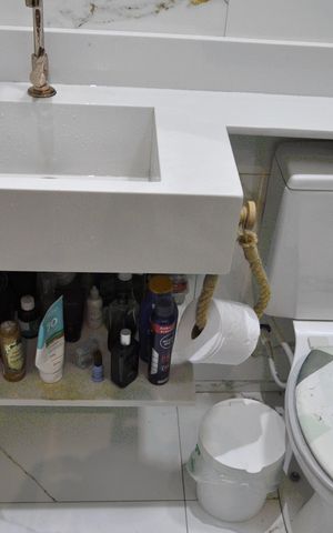 Casa de condomínio à venda com 110m², 3 quartos e sem vagaBanheiro social