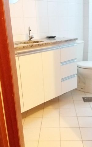 Apartamento à venda com 85m², 3 quartos e 1 vagaBanheiro 2