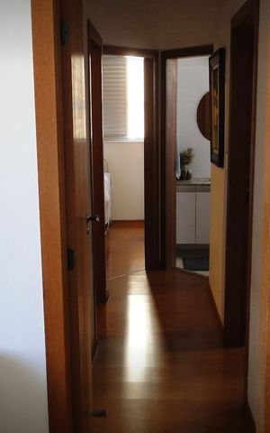 Apartamento à venda com 85m², 3 quartos e 1 vagaCorredor