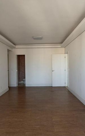 Apartamento à venda com 117m², 2 quartos e 2 vagas
