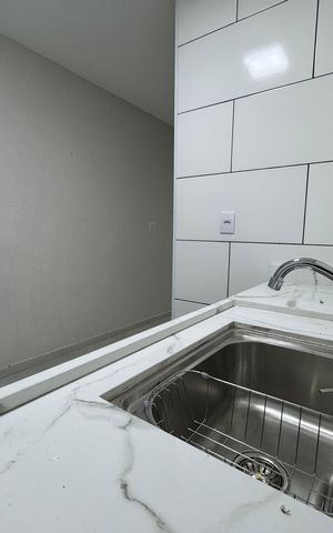 Studio para alugar com 25m², 1 quarto e sem vaga Studio para alugar com 25m², 1 quarto e sem vagaCozinha