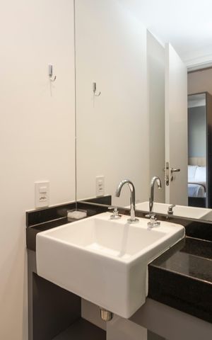 Studio para alugar com 17m², 1 quarto e sem vaga Studio para alugar com 17m², 1 quarto e sem vagaBanheiro da Varanda