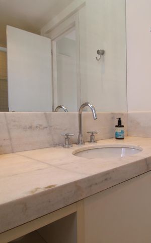 Apartamento à venda com 51m², 1 quarto e 1 vagaBanheiro da Suíte