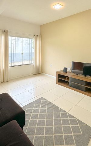 Casa para alugar com 110m², 2 quartos e 1 vagaSala de TV