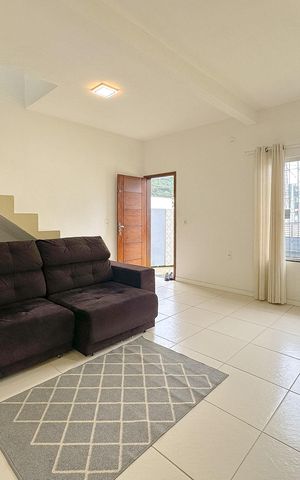 Casa para alugar com 110m², 2 quartos e 1 vagaSala de TV