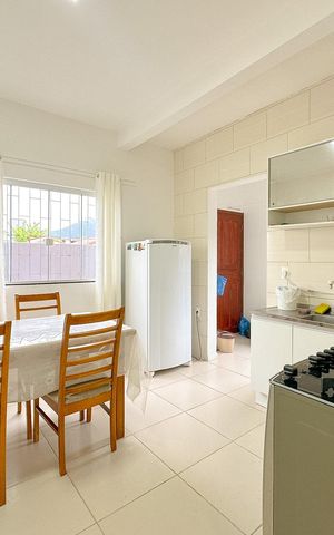 Casa para alugar com 110m², 2 quartos e 1 vagaSala/Cozinha
