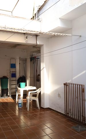 Casa à venda com 250m², 3 quartos e 5 vagasQuintal