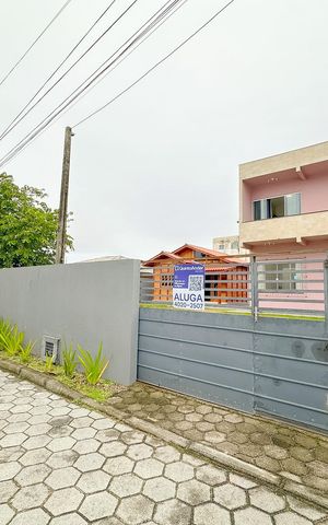 Casa para alugar com 42m², 2 quartos e sem vagaVista da Rua