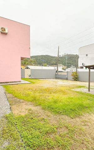 Casa para alugar com 42m², 2 quartos e sem vagaÁrea externa