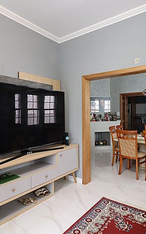 Casa à venda com 262m², 5 quartos e 1 vagaSala