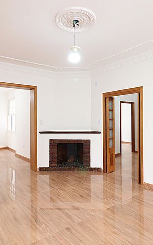 Casa à venda com 262m², 5 quartos e 1 vagaSobrado sala 2