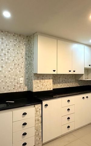 Apartamento à venda com 143m², 4 quartos e 1 vaga