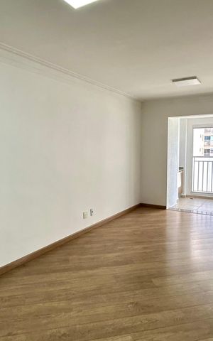 Apartamento à venda com 75m², 2 quartos e 2 vagas Apartamento à venda com 75m², 2 quartos e 2 vagasSala