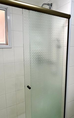 Apartamento à venda com 75m², 2 quartos e 2 vagas Apartamento à venda com 75m², 2 quartos e 2 vagasBanheiro da Suíte
