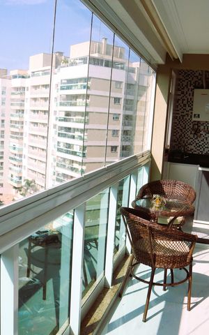 Apartamento à venda com 110m², 3 quartos e 1 vagaVARANDA