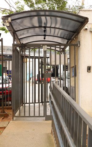 Apartamento para alugar com 38m², 2 quartos e sem vagaÁrea comum - Portaria