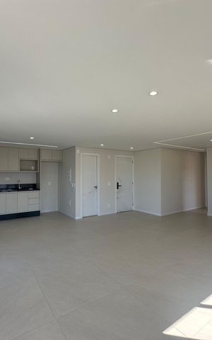Apartamento à venda com 112m², 2 quartos e 2 vagas Apartamento à venda com 112m², 2 quartos e 2 vagasSala
