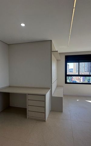 Apartamento à venda com 112m², 2 quartos e 2 vagas Apartamento à venda com 112m², 2 quartos e 2 vagasEscritório
