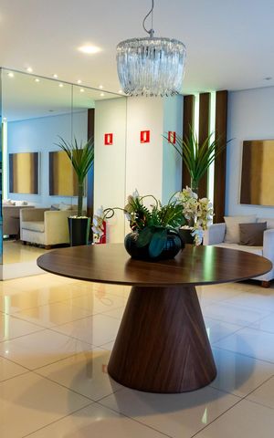 Apartamento à venda com 73m², 2 quartos e 1 vaga Apartamento à venda com 73m², 2 quartos e 1 vagaHall social