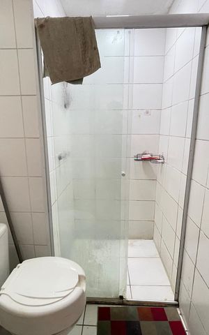 Apartamento à venda com 44m², 2 quartos e 1 vaga Apartamento à venda com 44m², 2 quartos e 1 vagaBanheiro