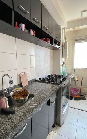 Apartamento à venda com 44m², 2 quartos e 1 vaga Apartamento à venda com 44m², 2 quartos e 1 vagaCozinha e Área de Serviço