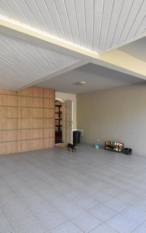 Casa à venda com 397m², 4 quartos e 4 vagasÁrea externa