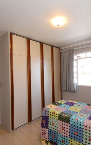 Casa à venda com 397m², 4 quartos e 4 vagasSuíte 2