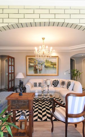Casa à venda com 397m², 4 quartos e 4 vagasSala