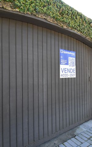 Casa à venda com 397m², 4 quartos e 4 vagasPlaca