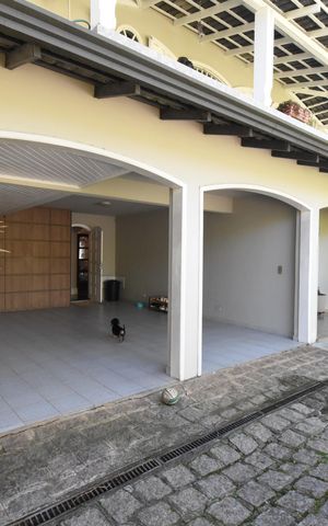 Casa à venda com 397m², 4 quartos e 4 vagasÁrea externa