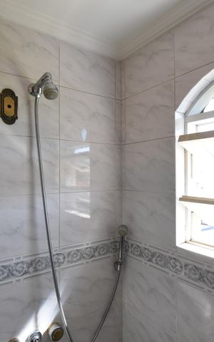 Casa à venda com 397m², 4 quartos e 4 vagasBanheiro da Suíte 3