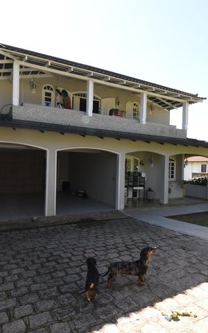 Casa à venda com 397m², 4 quartos e 4 vagasÁrea externa