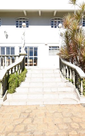 Casa à venda com 397m², 4 quartos e 4 vagasÁrea externa