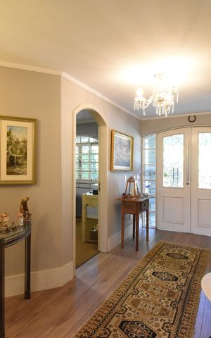 Casa à venda com 397m², 4 quartos e 4 vagasHall de entrada