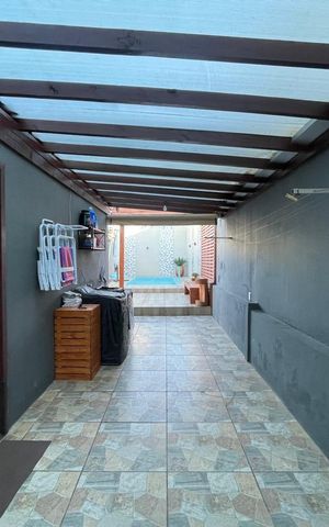 Casa à venda com 118m², 3 quartos e 1 vaga