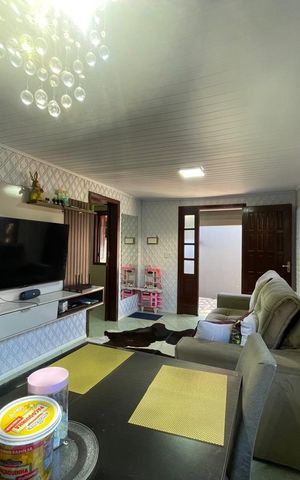 Casa à venda com 118m², 3 quartos e 1 vaga