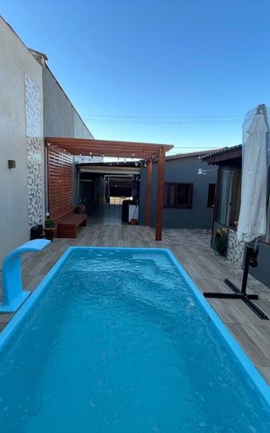 Casa à venda com 118m², 3 quartos e 1 vaga