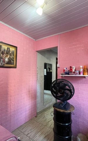 Casa à venda com 118m², 3 quartos e 1 vaga