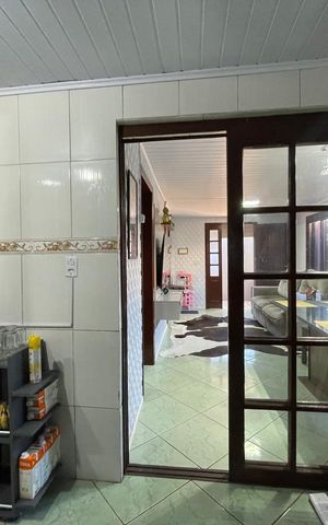 Casa à venda com 118m², 3 quartos e 1 vaga
