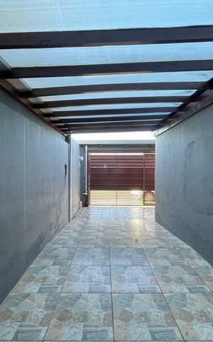 Casa à venda com 118m², 3 quartos e 1 vaga