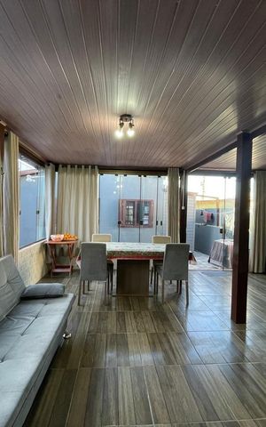 Casa à venda com 118m², 3 quartos e 1 vaga
