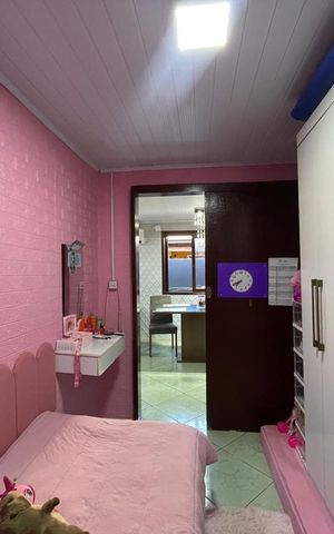Casa à venda com 118m², 3 quartos e 1 vaga