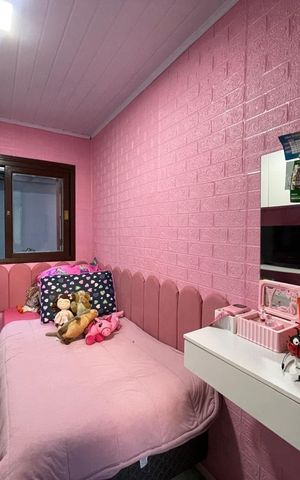 Casa à venda com 118m², 3 quartos e 1 vaga