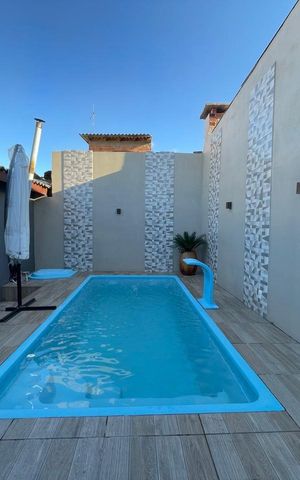 Casa à venda com 118m², 3 quartos e 1 vaga